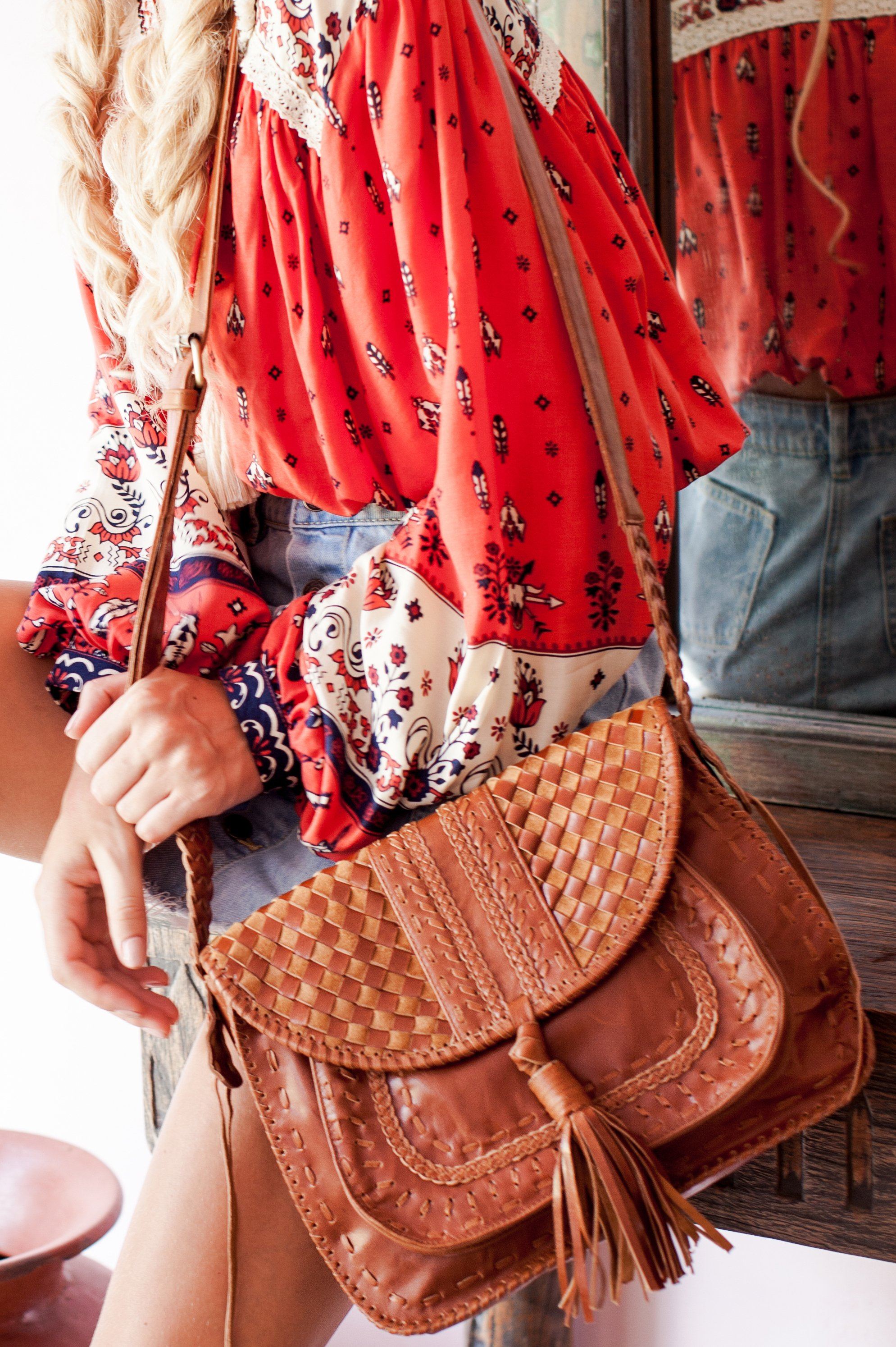 San Tropez Leather Saddle Bag