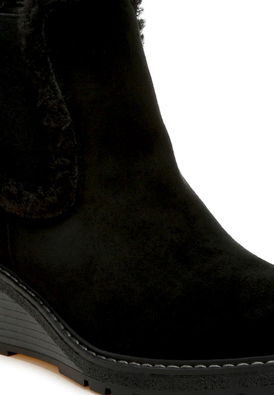 Clydesdale Faux Fur Chelsea Boots