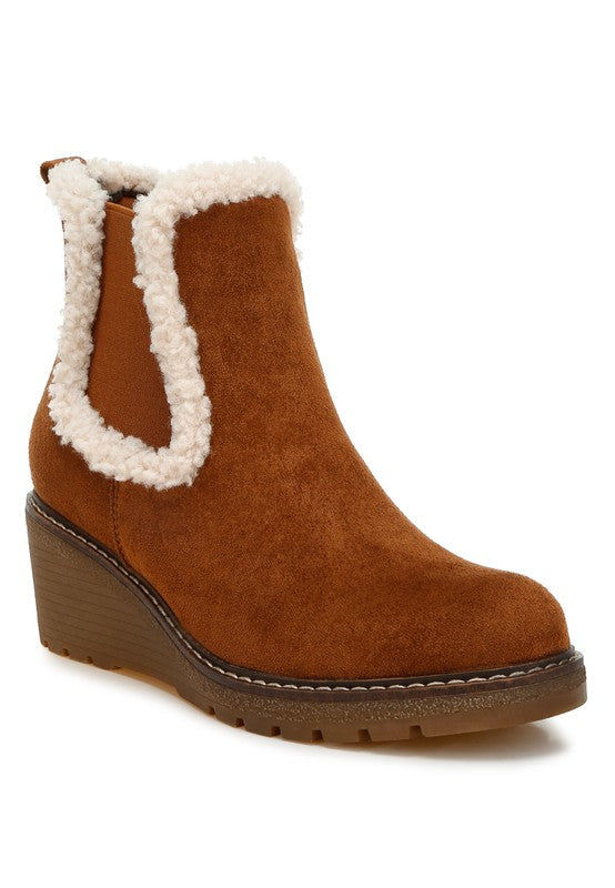 Clydesdale Faux Fur Chelsea Boots